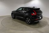 Used 2022 Volvo XC40 T5 Inscription w/ Advanced Package image 4