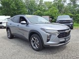 Used 2024 Chevrolet Trax LT w/ LT Convenience Package image 4