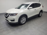 Used 2018 Nissan Rogue SV image 2