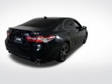 Used 2020 Toyota Camry SE image 6