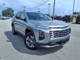 Used 2025 Chevrolet Equinox LT w/ Convenience Package II image 2