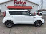 Used 2018 Kia Soul + image 4