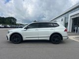 Certified 2023 Volkswagen Tiguan SE R-Line image 3