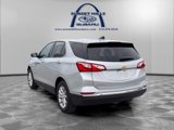 Used 2020 Chevrolet Equinox LT image 2