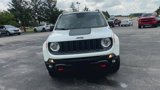 Used 2018 Jeep Renegade Trailhawk image 3