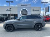 Used 2021 Jeep Grand Cherokee Laredo X image 2