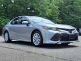 Used 2020 Toyota Camry LE image 2