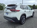 Used 2023 Nissan Rogue S image 4