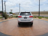Used 2017 Jeep Grand Cherokee Limited image 3