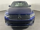 Used 2024 Volkswagen Tiguan SEL R-Line image 2