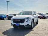 Used 2023 GMC Terrain SLE image 2
