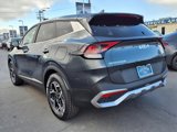 Used 2023 Kia Sportage LX image 3