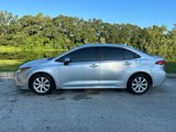 Used 2022 Toyota Corolla LE image 2