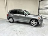 Used 2015 Mercedes-Benz GLK 350 4MATIC image 2