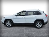 Used 2016 Jeep Cherokee Latitude w/ Cold Weather Group image 4