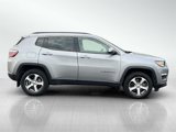 Used 2018 Jeep Compass Latitude image 4