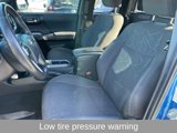 Used 2018 Toyota Tacoma TRD Sport image 6