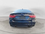 Used 2020 Jaguar XF Premium image 4