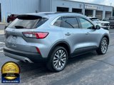 Used 2022 Ford Escape Titanium image 3