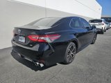 Used 2018 Toyota Camry SE image 4
