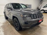 Used 2018 Jeep Grand Cherokee Altitude image 3