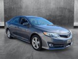 Used 2014 Toyota Camry SE image 3