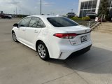 Used 2023 Toyota Corolla LE image 2