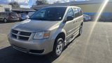 Used 2009 Dodge Grand Caravan SE w/ Climate Group image 4