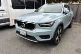 Used 2019 Volvo XC40 T5 Momentum image 2