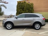Used 2017 Kia Sorento LX image 3
