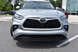 Used 2020 Toyota Highlander XLE image 4