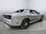 Used 2016 Dodge Challenger SXT image 6