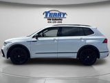 Certified 2022 Volkswagen Tiguan SE R-Line image 3