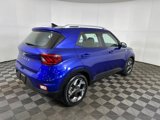 Used 2022 Hyundai Venue SEL image 3