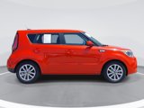 Used 2018 Kia Soul + image 4