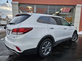Used 2017 Hyundai Santa Fe SE image 3