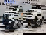 Used 2017 Jeep Renegade Latitude image 2