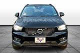 Used 2019 Volvo XC40 T5 R-Design image 4