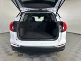 Used 2023 GMC Terrain SLT image 5