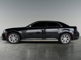 Used 2016 Chrysler 300 C image 2