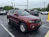 Used 2017 Jeep Grand Cherokee Laredo w/ Quick Order Package 23E image 3