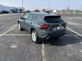 Used 2025 Chevrolet Trax LS w/ LS Convenience Package image 4