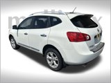 Used 2011 Nissan Rogue SV image 3