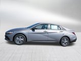New 2025 Hyundai Elantra SE image 5