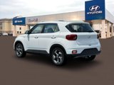 New 2025 Hyundai Venue SEL image 5