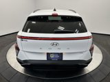 Used 2024 Hyundai Kona SEL image 5
