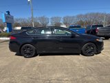 Used 2019 Ford Fusion SE w/ Equipment Group 151A image 4