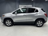 Used 2018 Chevrolet Trax LT w/ LT Convenience Package image 5