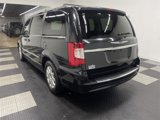 Used 2015 Chrysler Town & Country Touring image 2