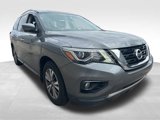 Used 2018 Nissan Pathfinder SL image 3